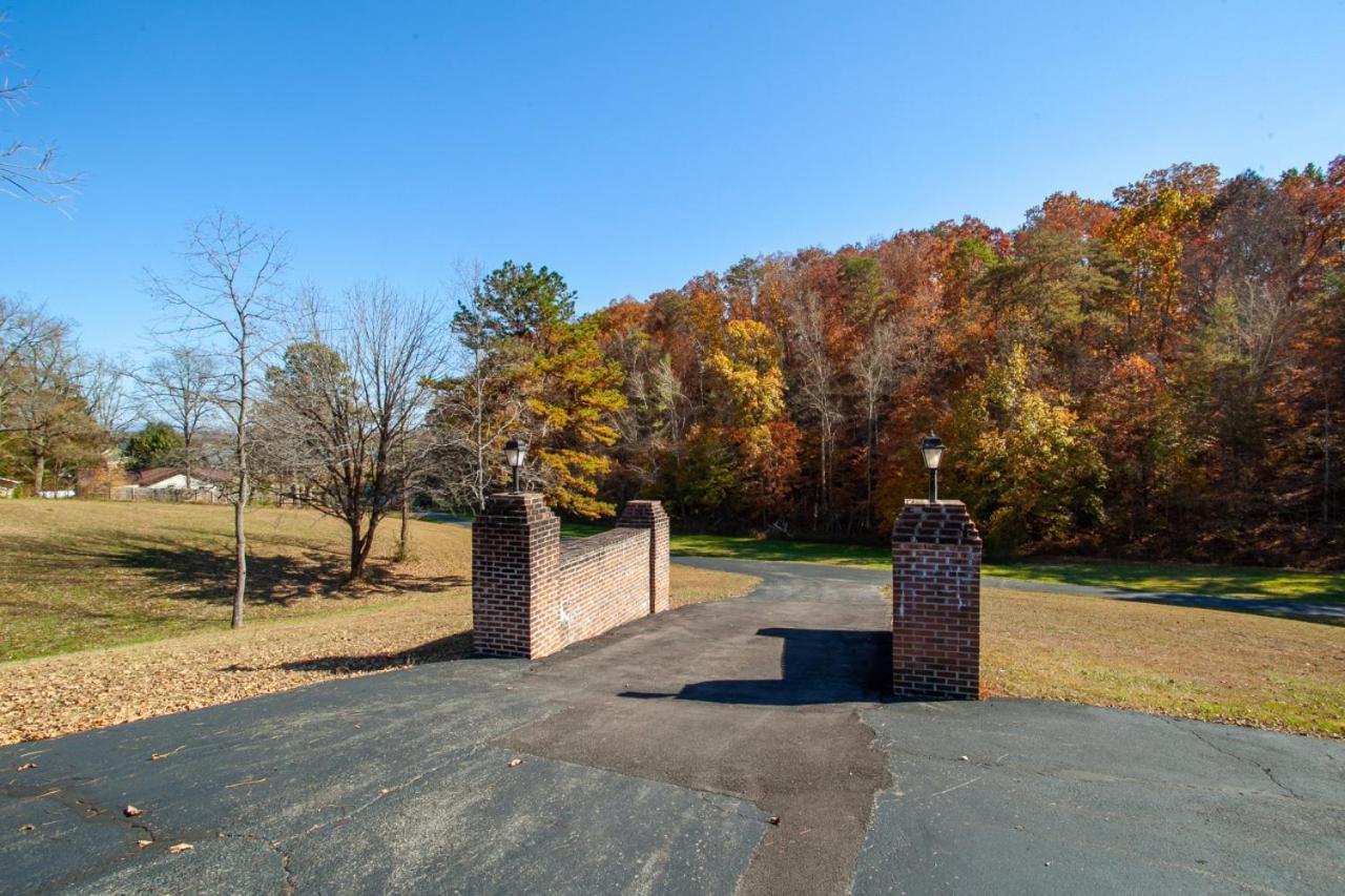 Mountain Breeze Private Pool Hot Tub Games Sevierville Exterior foto